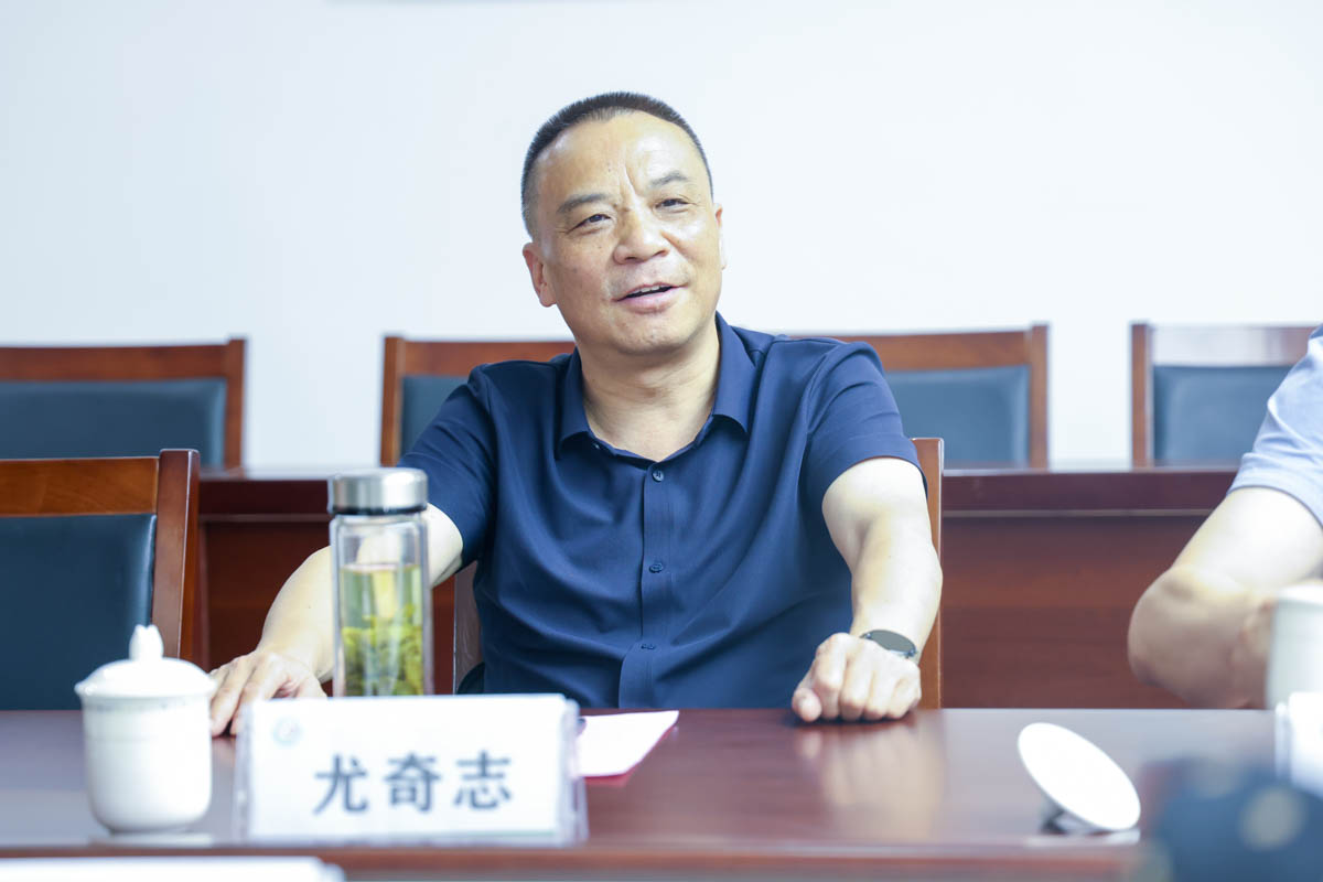德阳二中校长讲话.jpg